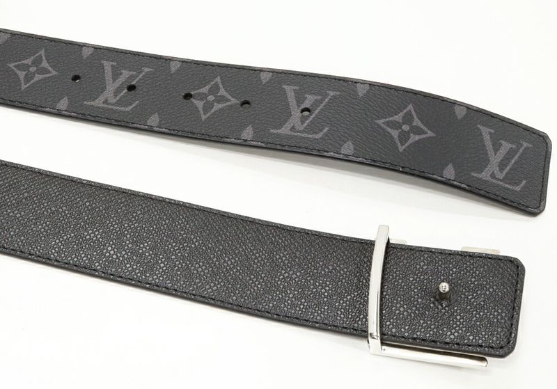 Louis Vuitton Men's Belt Taiga Llama Noir Black (black) Belt LV Initials 40mm
