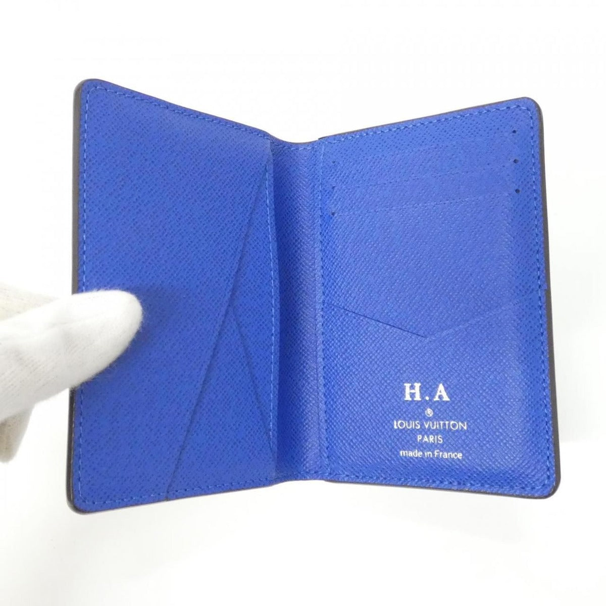 Louis Vuitton Taiga Organizer de Poche Card Case — view 8