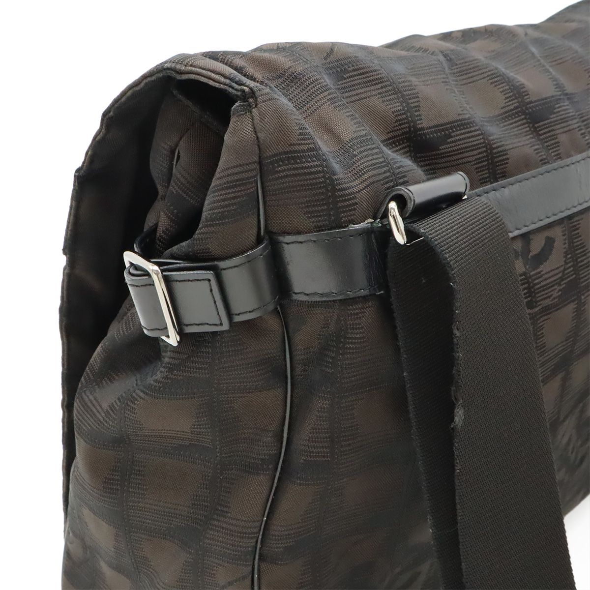 Chanel New Travel Line Messenger Bag Shoulder Bag Crossbody Brown Brown Black