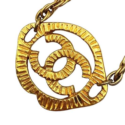 Chanel CC Logo Lip Necklace