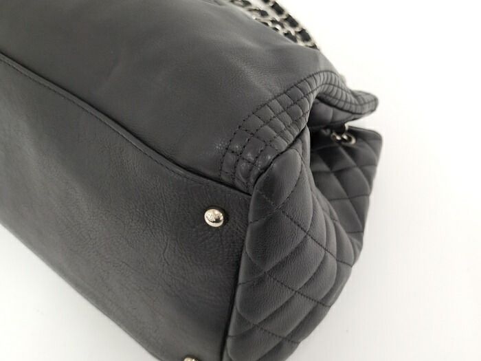 Chanel Shoulder Bag Leather Black A67172