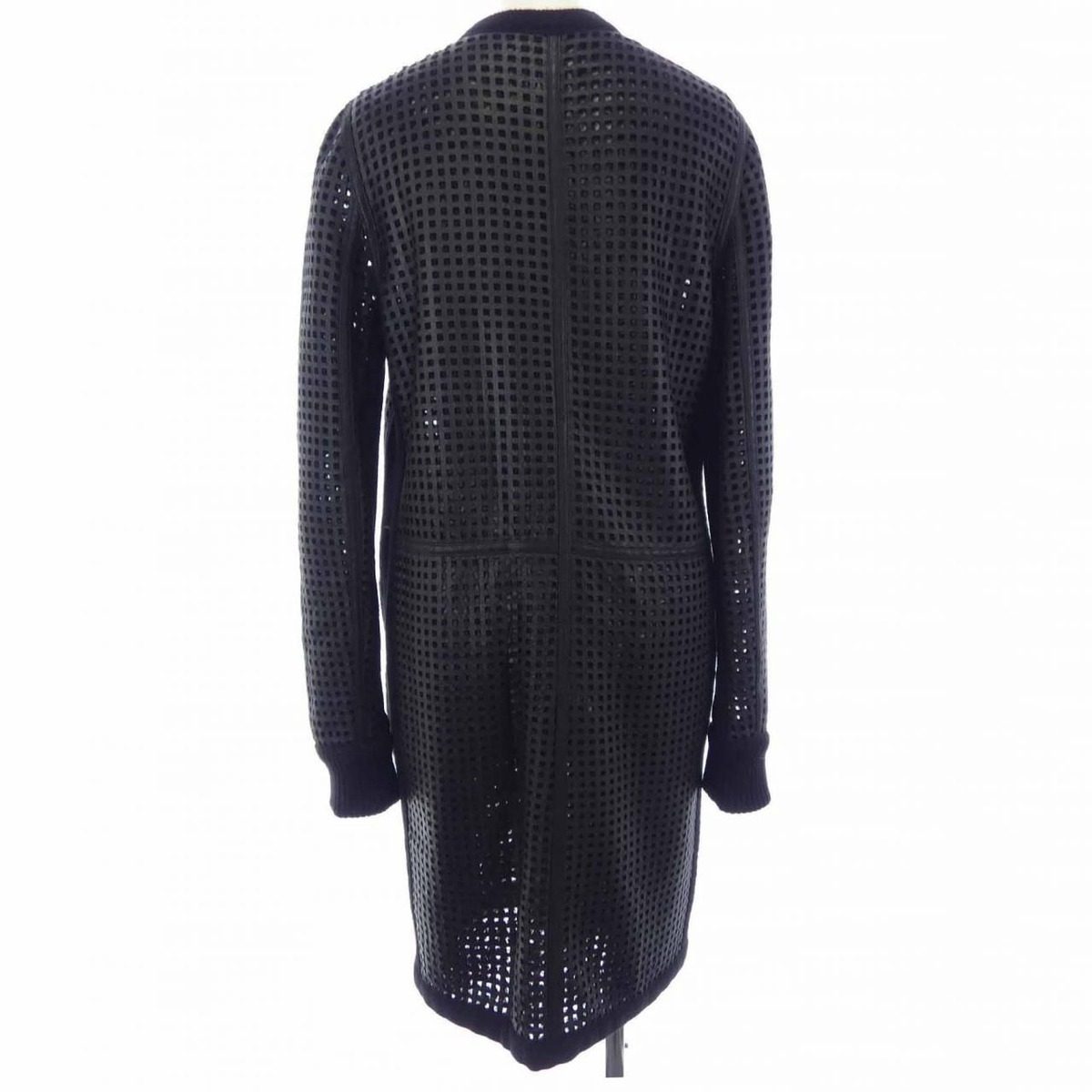 Chanel Mouton Coat Black — view 9