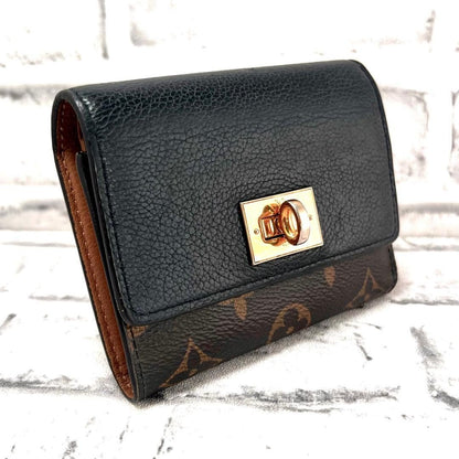 Louis Vuitton Wallet Black