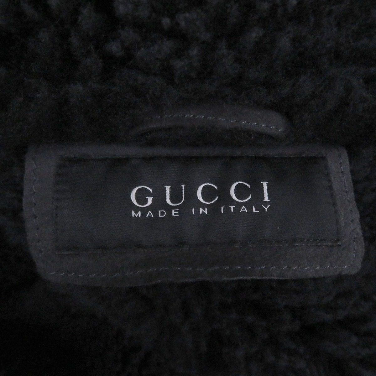 Gucci Sheep Fur Cowhide Toggle Button Double Breasted Shearling Jacket Leather — view 6