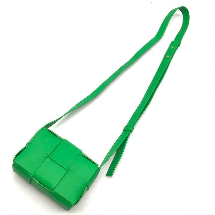 Bottega Veneta Leather Candy Cassette Green Shoulder Bag Mini