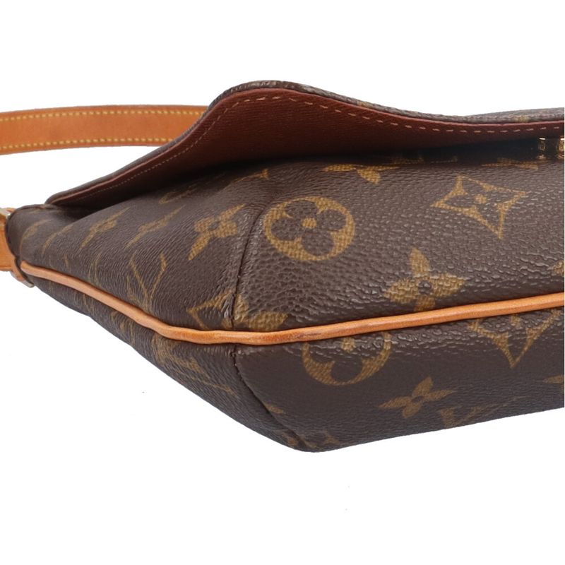 Louis Vuitton Musette Salsa Short Monogram Shoulder Bag Monogram Canvas M51258