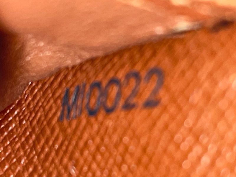 Louis Vuitton Monogram Compact Zipped Folding Wallet M61667 Brown Made In France