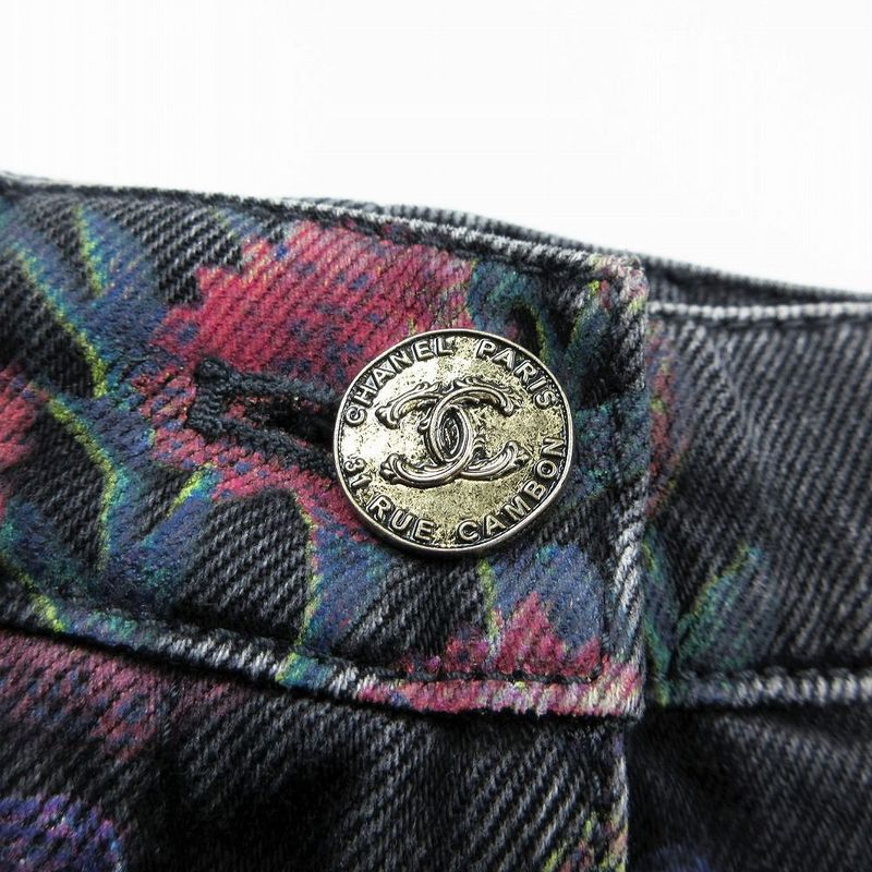 Chanel P70723v62507 21a Denim Pants Jeans Total Coco Mark Button Camellia