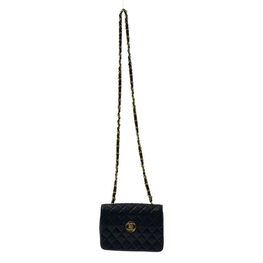 Chanel | Single Flap Mini Matelasse Lambskin Shoulder Bag | Navy Bordeaux |