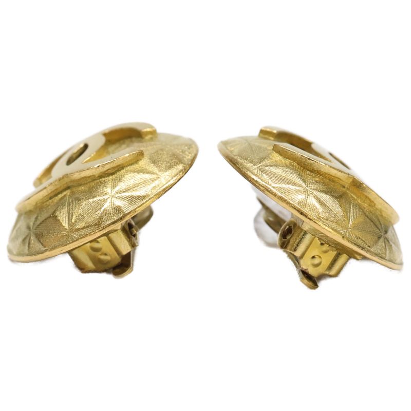 Chanel 95P Coco Mark