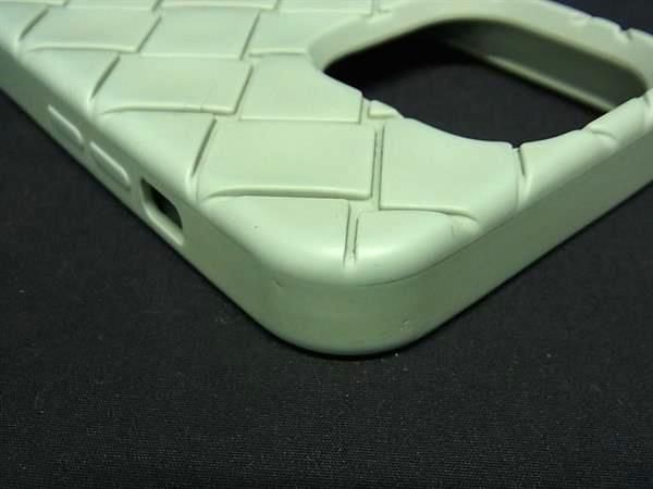Bottega Veneta Intrecciato Rubber Iphone 14pro Compatible Phone Case In Light