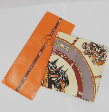 Grade Hermes Carre 90 Chevaux DE Trait Cart Horse Yellow Scarf 100% Silk With