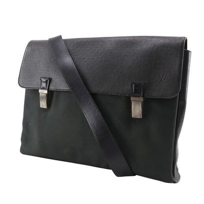 Louis Vuitton Sarah Tov GM M30882 Taiga Noir Black Vi0073 Men's Shoulder Bag