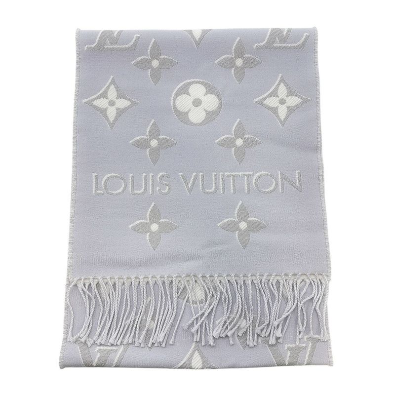 1942 Louis Vuitton Scarf LV Escential Shine M78895 Light Gray Wool Monogram