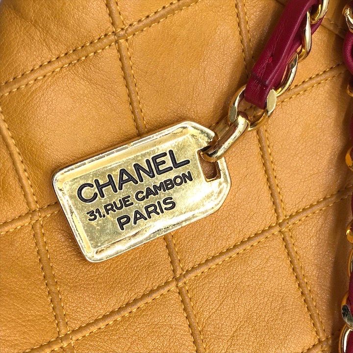 Chanel Lambskin Bicolor Quilted Chain Shoulder Bag Yellow Purse