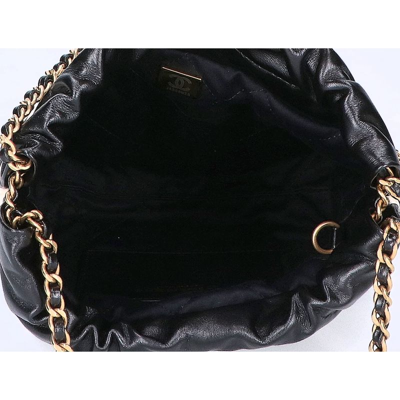 Chanel Beautiful Chanel 22 Mini Shiny Calf Hand