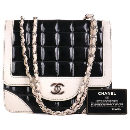 CHANEL CC Lambskin Patent Chocolate Bar Flap Bag Chain Beige Black