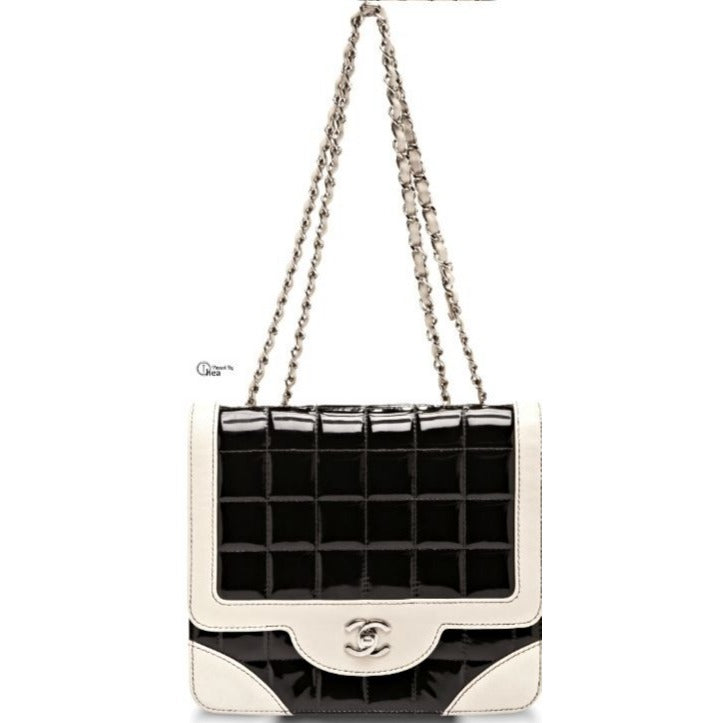 CHANEL CC Lambskin Patent Chocolate Bar Flap Bag Chain Beige Black