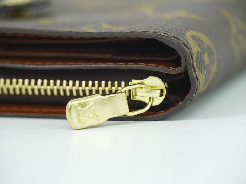 Authentic Louis Vuitton LV Compact Zip Monogram Fold Wallet Brown M61667