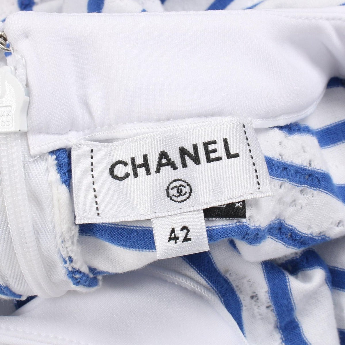 Chanel Short Sleeve T-Shirt CC Logo Cotton Top — view 3