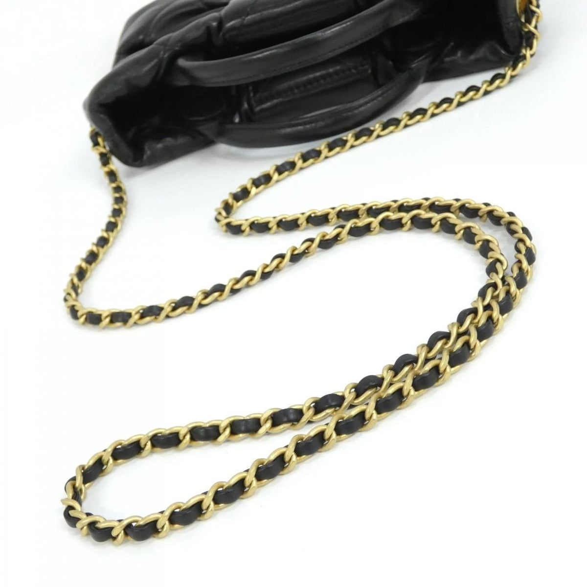 Chanel Bag Black Gold — view 5