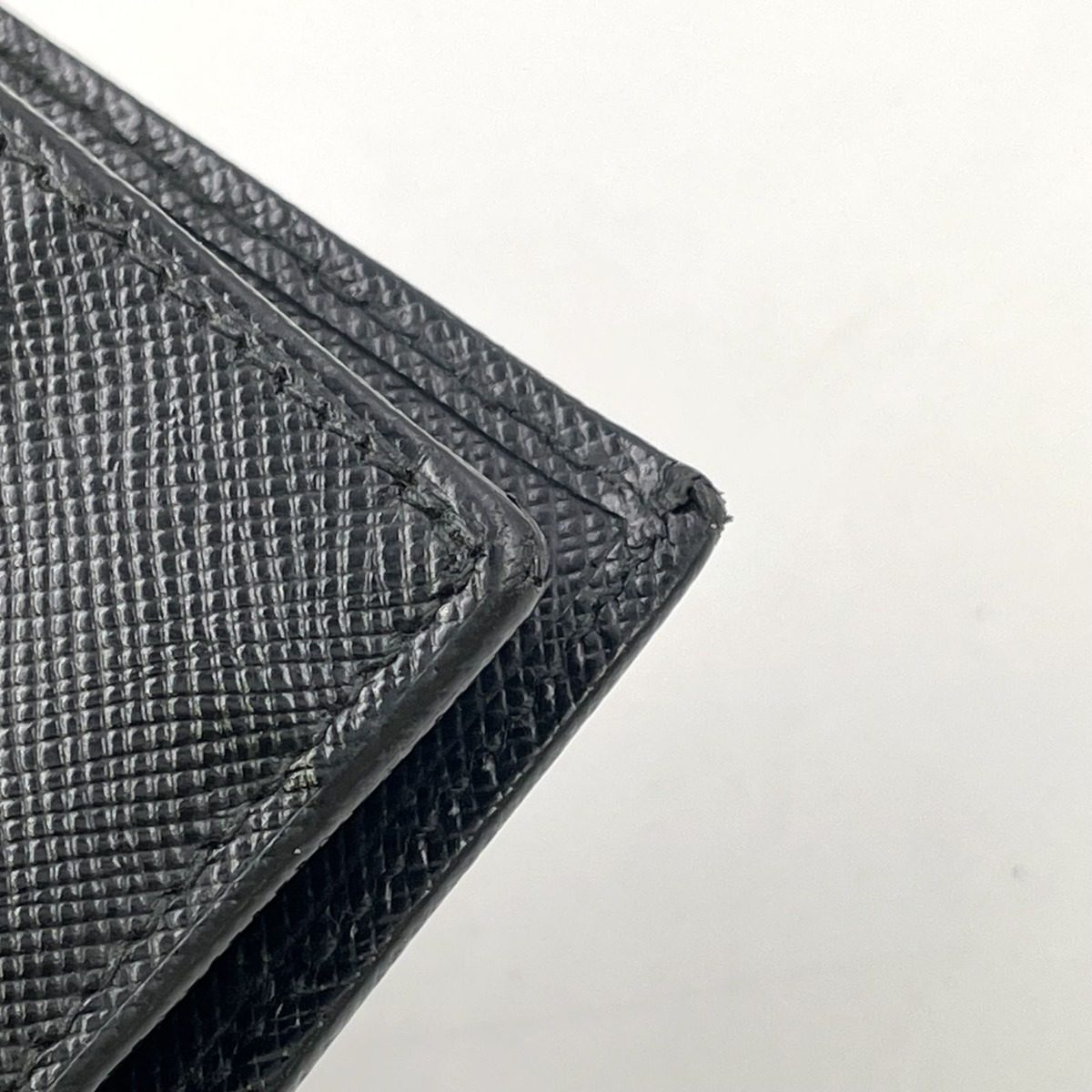 Prada Logo Bifold Leather Black Wallet Silver — view 14