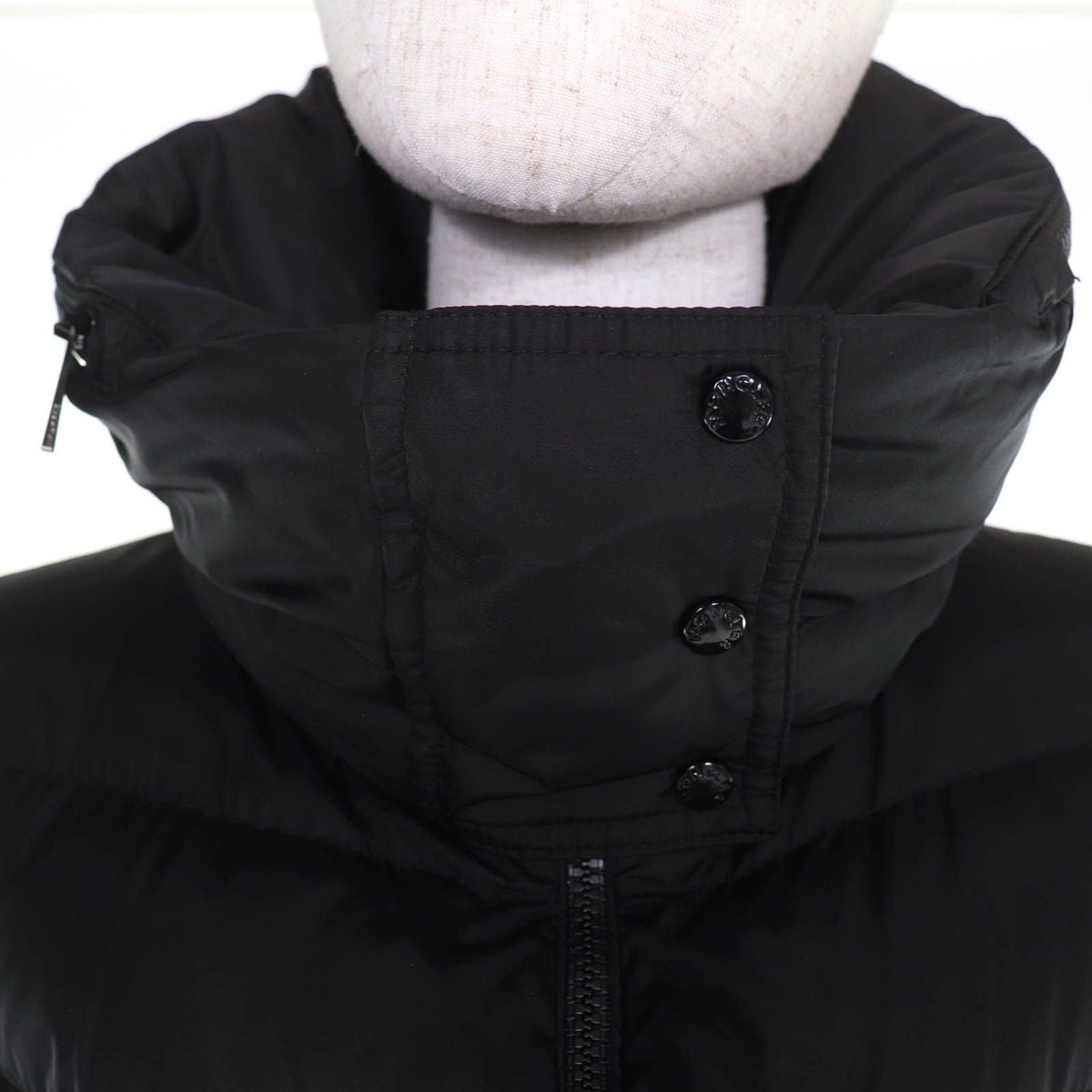 Moncler Flammette Logo Patch Hooded Down Coat Black 0 — view 4