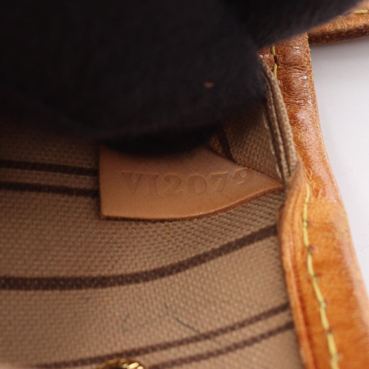 Louis Vuitton Tote Neverfull PM Canvas Leather — view 5