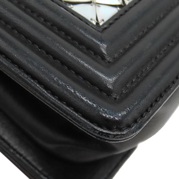 Chanel Shoulder Bag Mosaic Boy Chanel Leather Bordeaux Vintage Hardware Tile