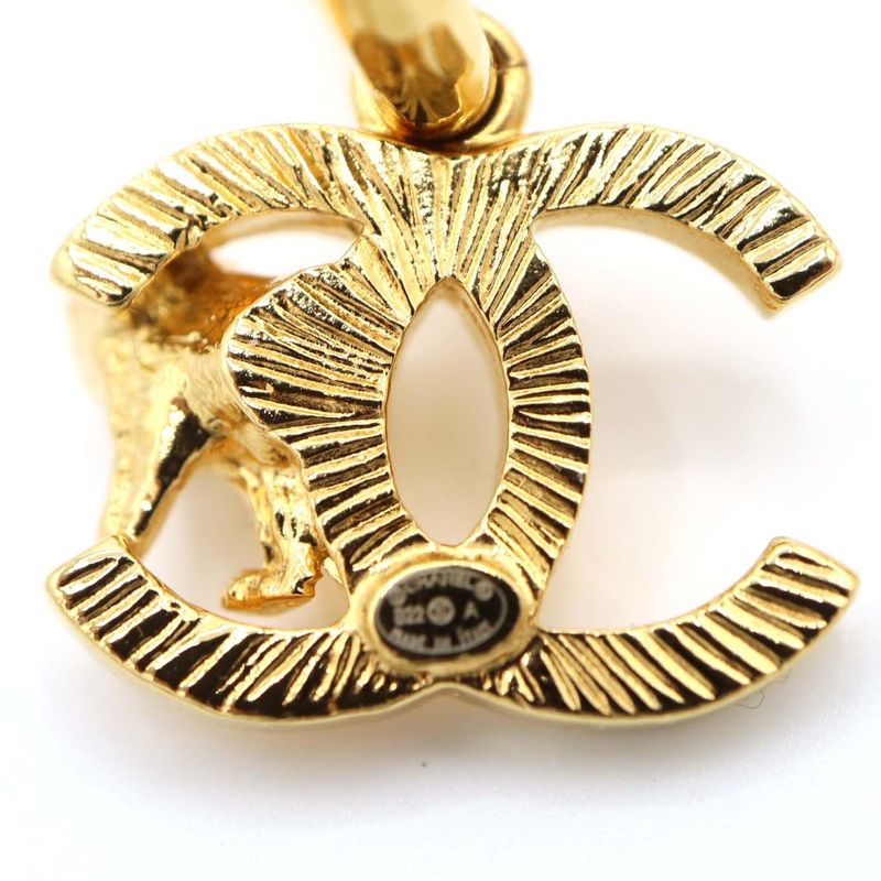 Chanel Earrings Lion Coco B22/a Gold Color Accessories H18040