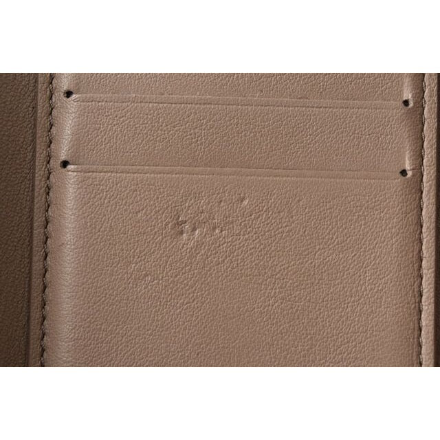 Louis Vuitton Wallet Portefeuille Capucines Compact Taurillon — view 6