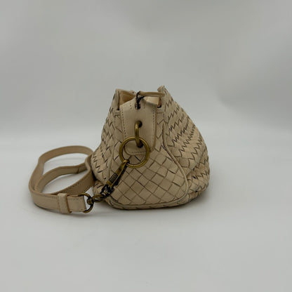 Bottega Veneta Intrecciato Chain Shoulder Bag Beige Leather — view 4
