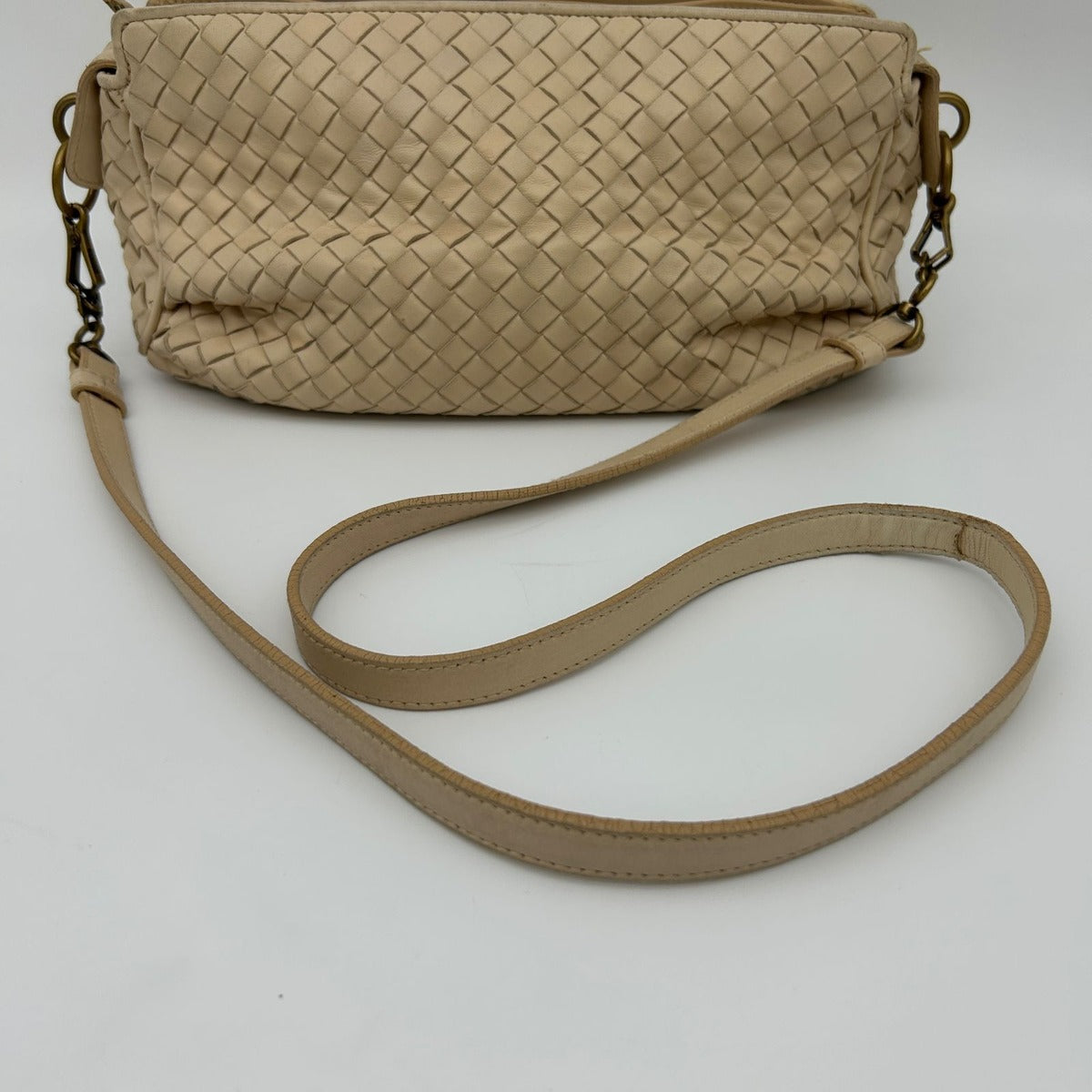 Bottega Veneta Intrecciato Chain Shoulder Bag Beige Leather — view 10
