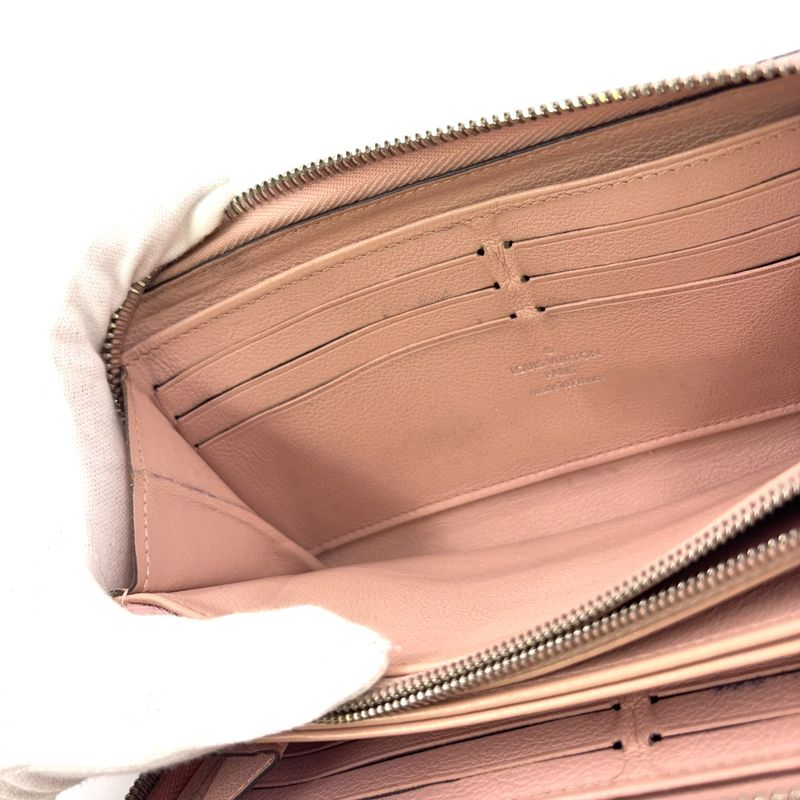 Louis Vuitton Zippy Wallet Mahina Magnolia Leather Light Pink Round Zipper Long