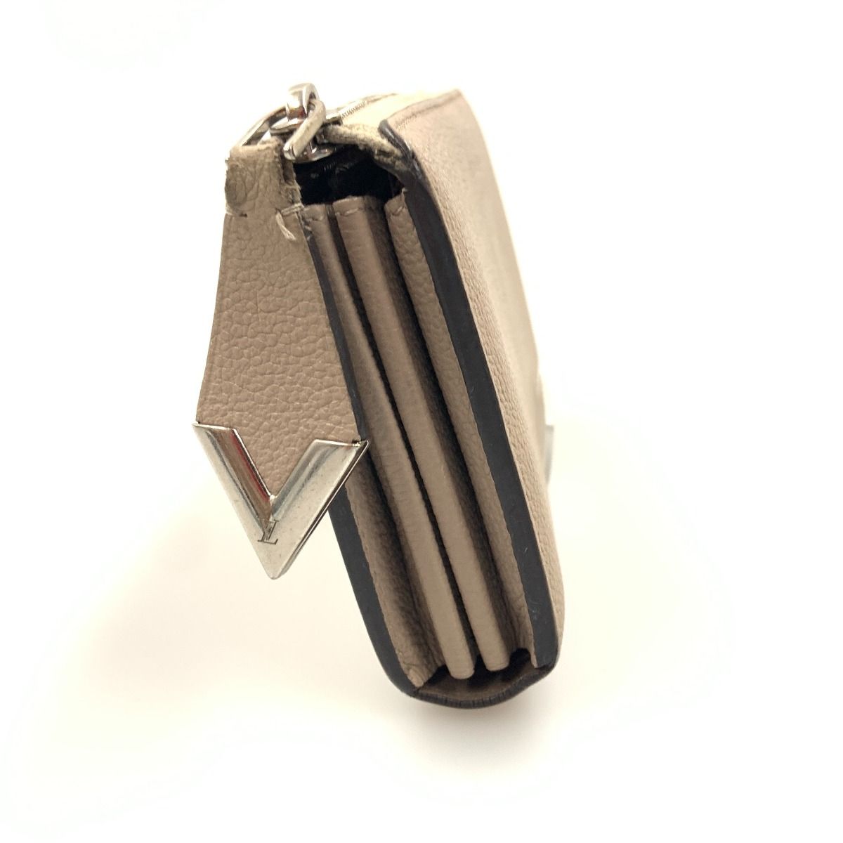 Louis Vuitton Portefeuille Comet L-Shaped Zipper Long Wallet M60147 Beige