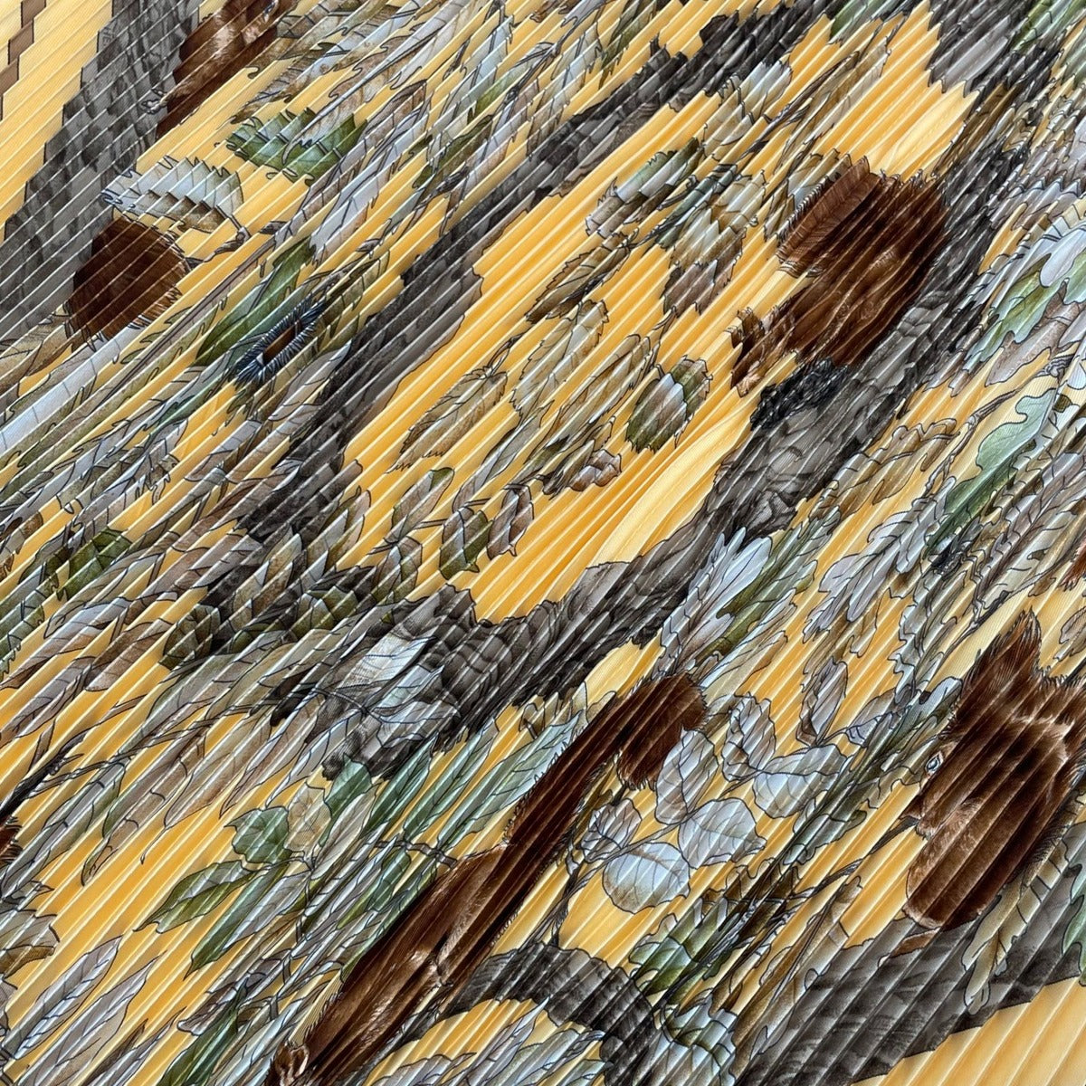 Hermes Scarf Pleated Silk Casse Noisette Nutcracker Yellow — view 6