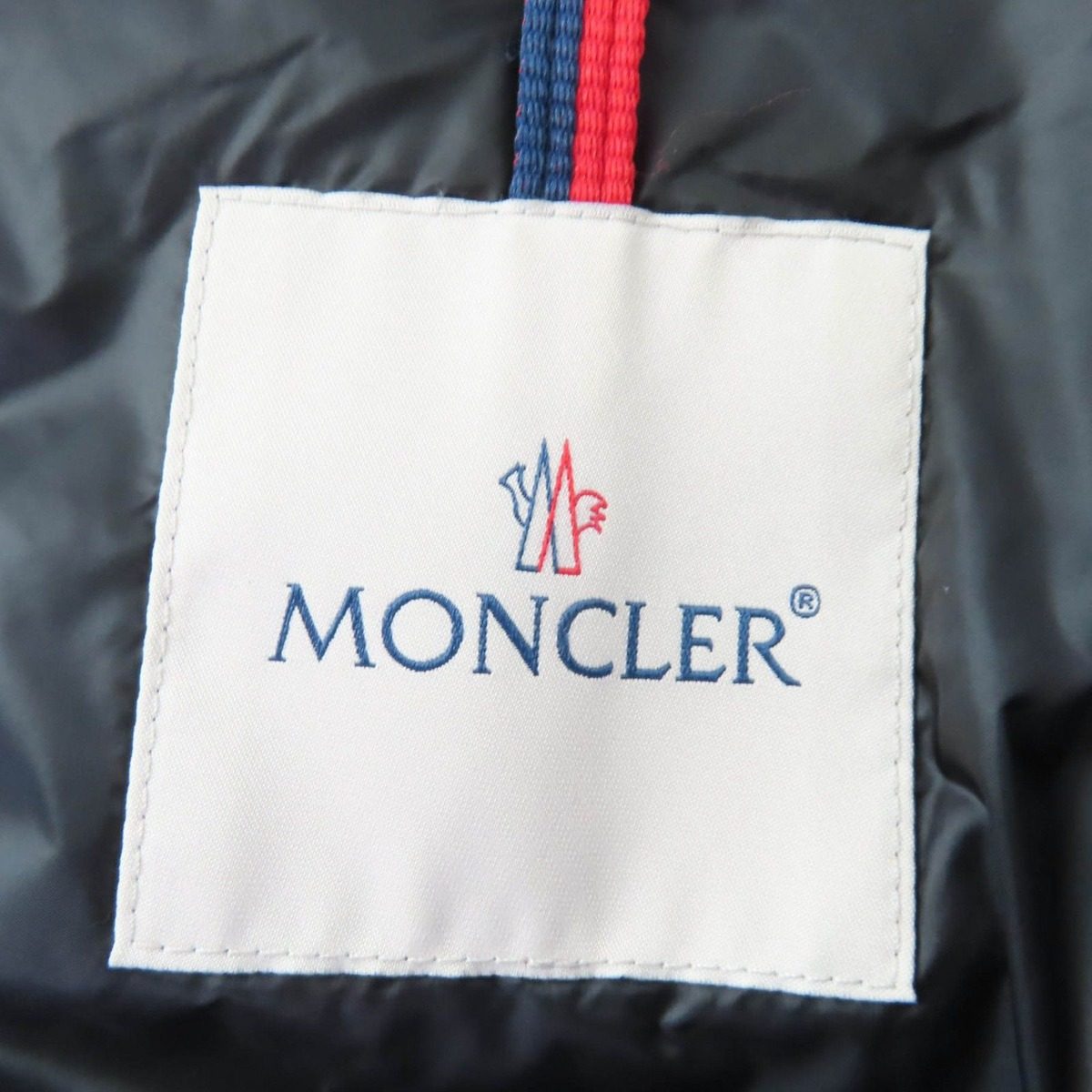 Moncler Hermine Logo Patch Hooded Down Coat Black 2 Garment — view 9