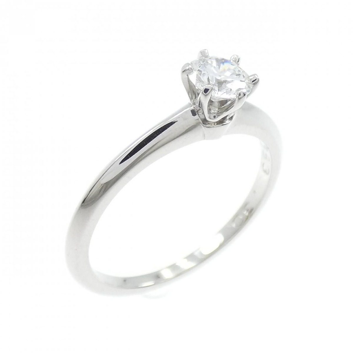 Tiffany & Co Classic Solitaire Ring