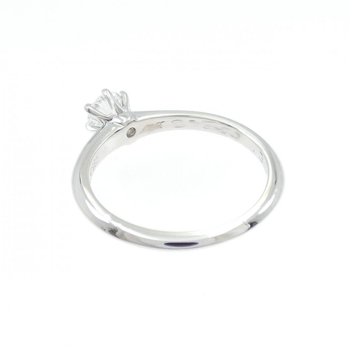 Tiffany & Co Classic Solitaire Ring — view 4