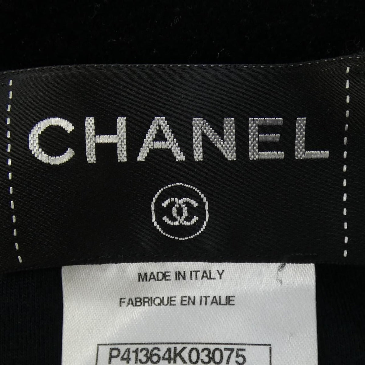 Chanel Cardigan Black 46 — view 5