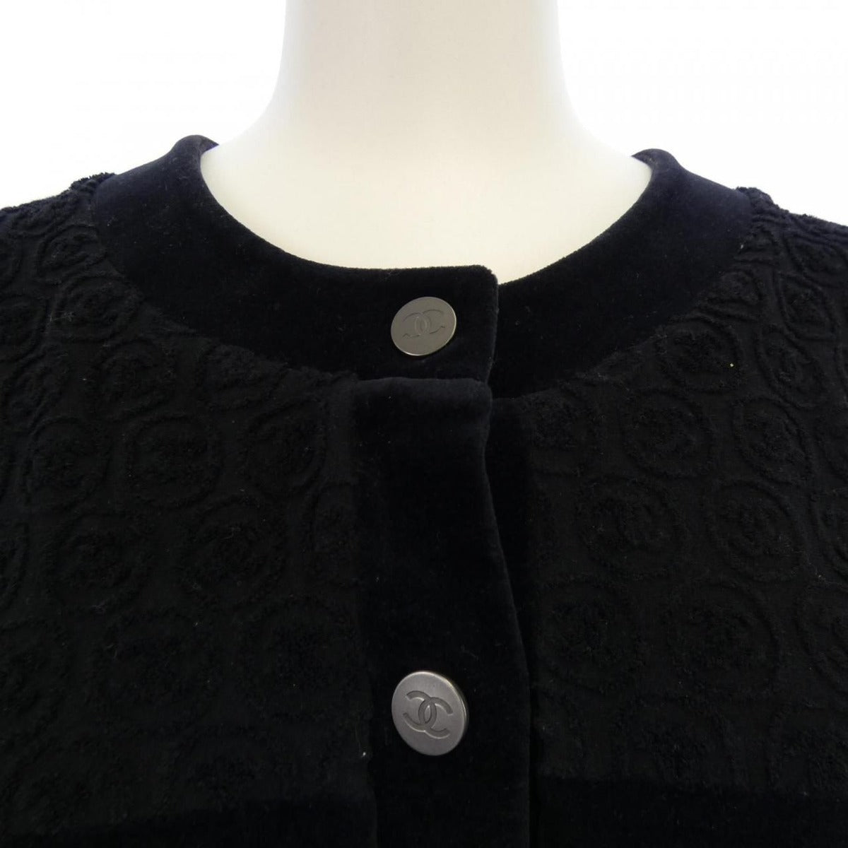 Chanel Cardigan Black 46 — view 6