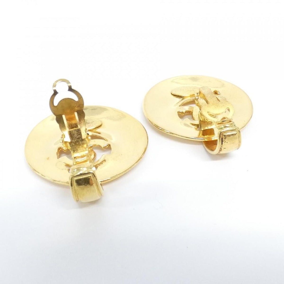 Chanel Vintage Earrings Gold — view 9
