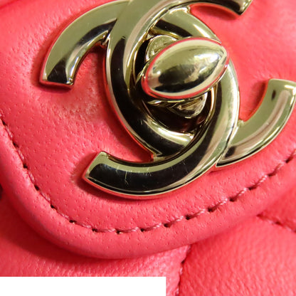 Chanel Heart Chain Pink Gold Lambskin Quilted Stitch Shoulder Bag — view 6