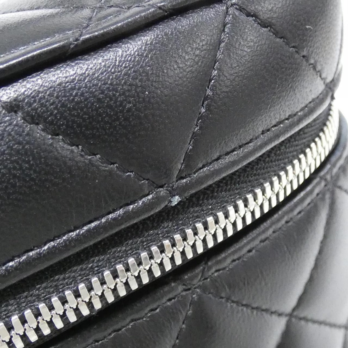 Chanel Bag Black — view 5