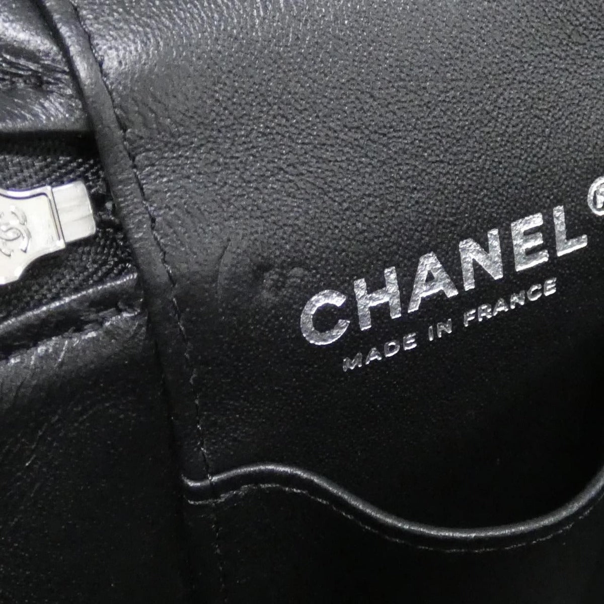 Chanel Bag Black — view 10