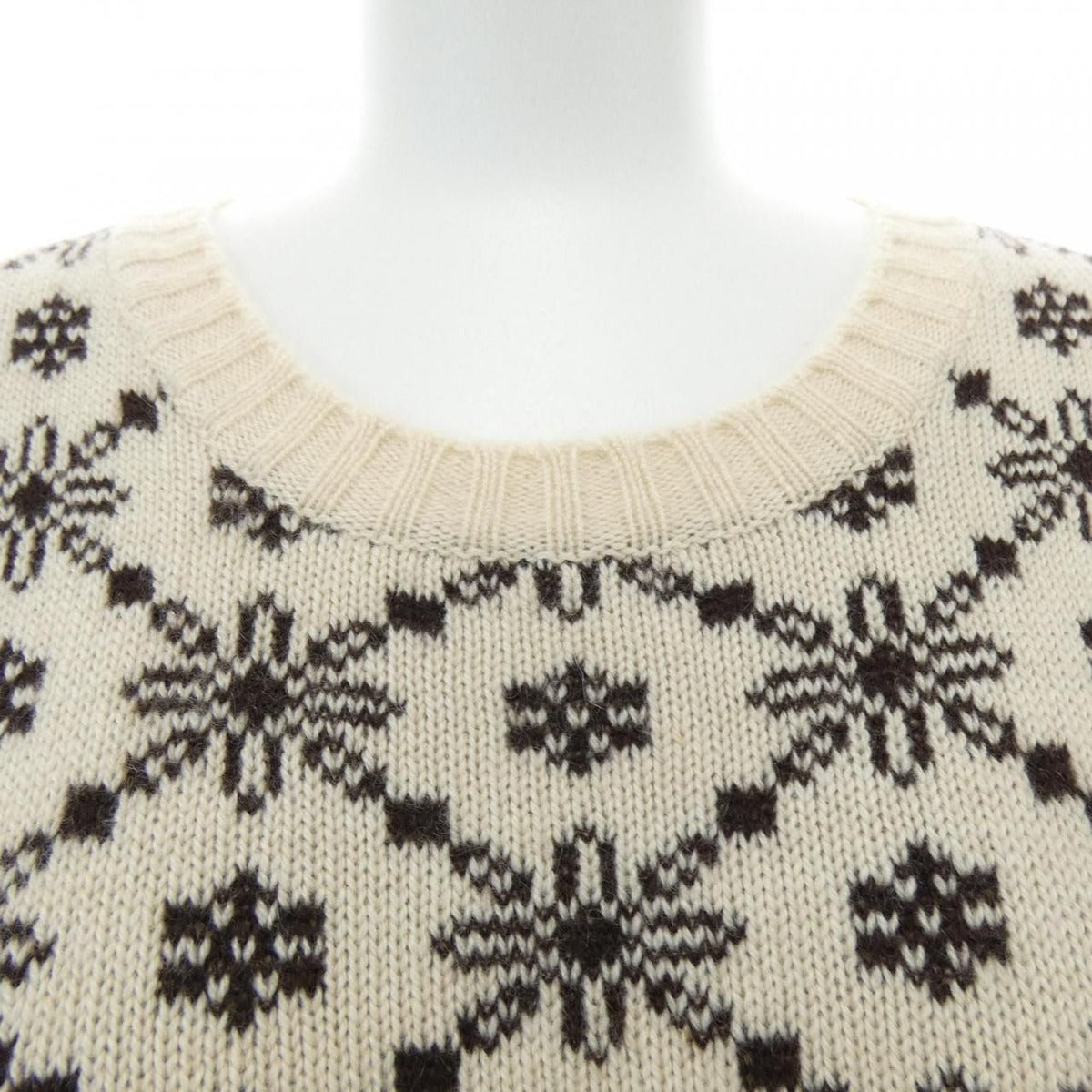 Chanel Size 38 Knit — view 6