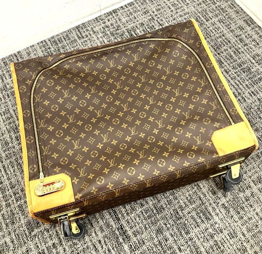 Louis Vuitton Pullman USA Trunk : Y0945