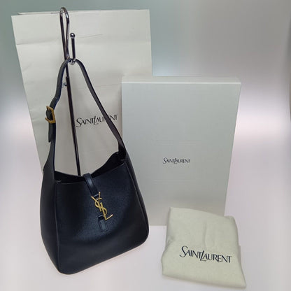Saint Laurent Shoulder Bag Soft 713938.0924 Black