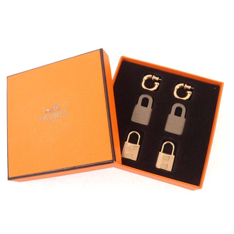 Hermes Auchelie GP Hoop Cadena Motif H Logo Earrings For Both Ears Gold With