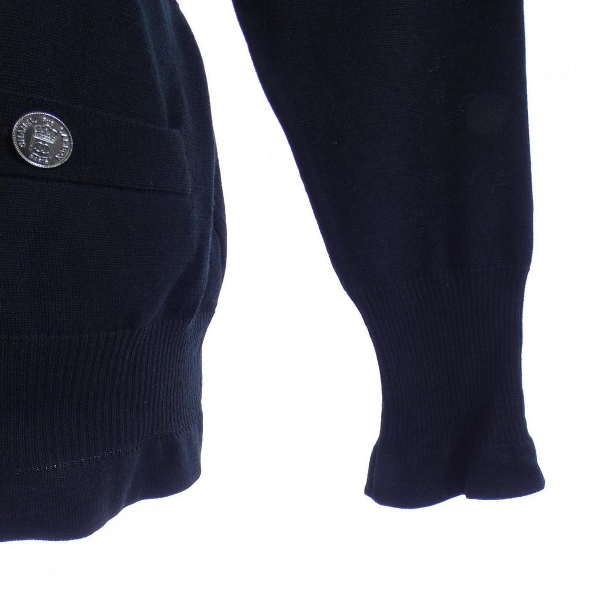 Chanel Cardigan Black — view 6